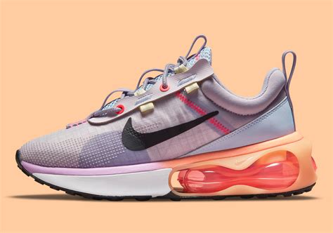 Nike Air Max 2021 women's